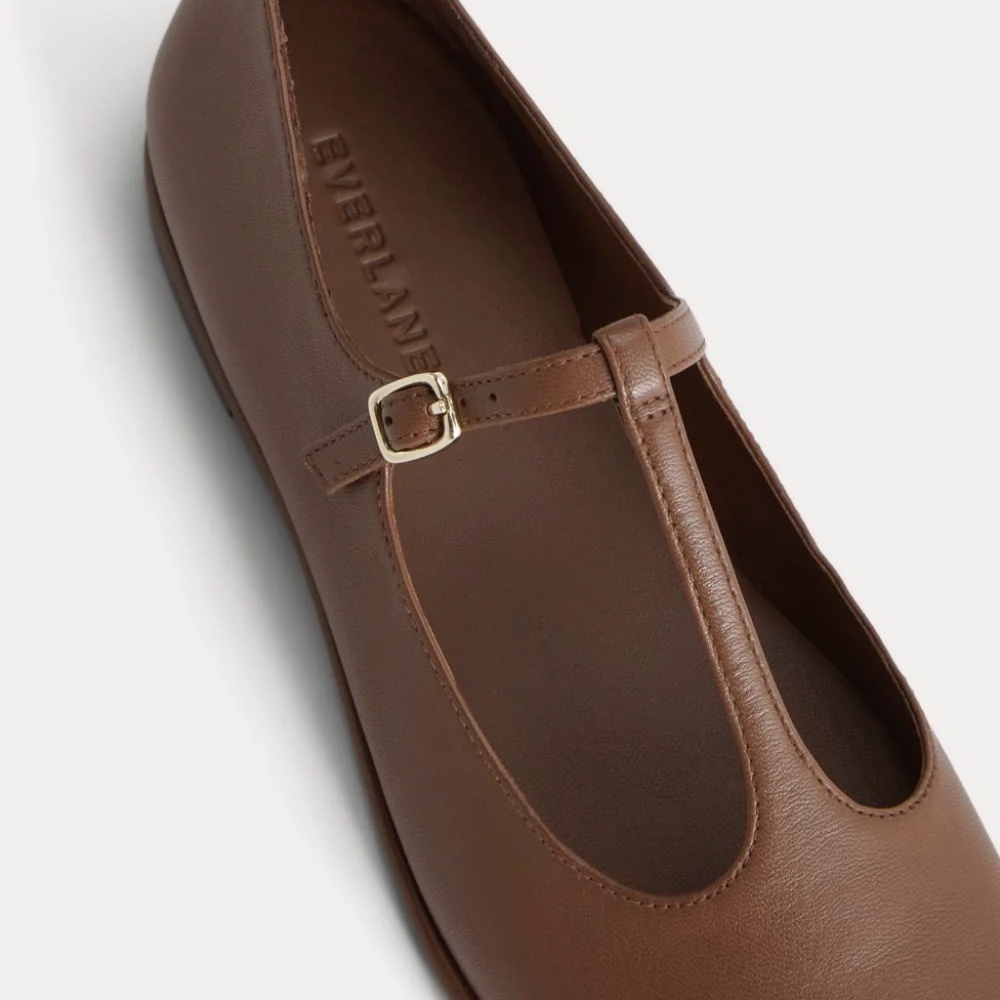 Everlane The Leather T-Strap Flat Rum Brown Leather 8 - Picture 6 of 11
